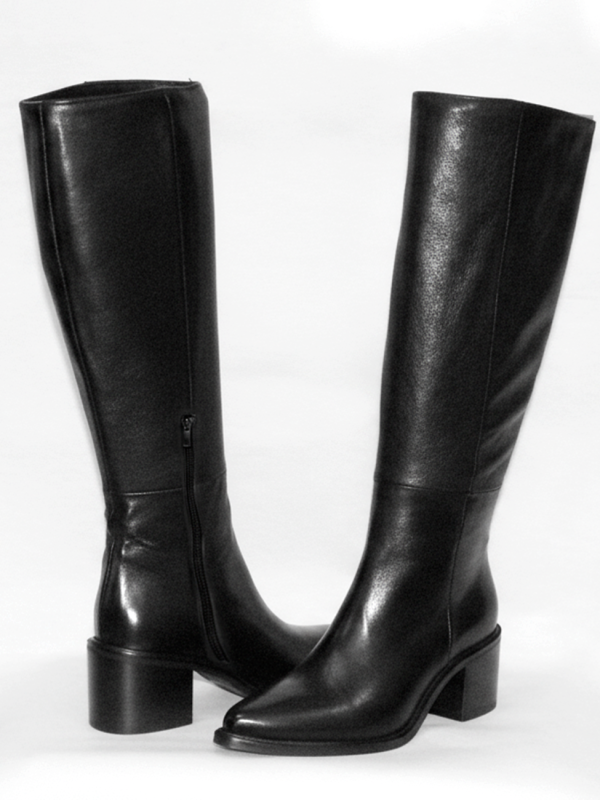 Stivale in vitello nero con zip laterale - Prodotto_2