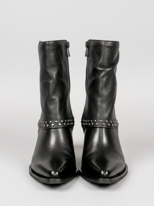 Tronchetto in vitello nero con bavero e borchie - Prodotto_5