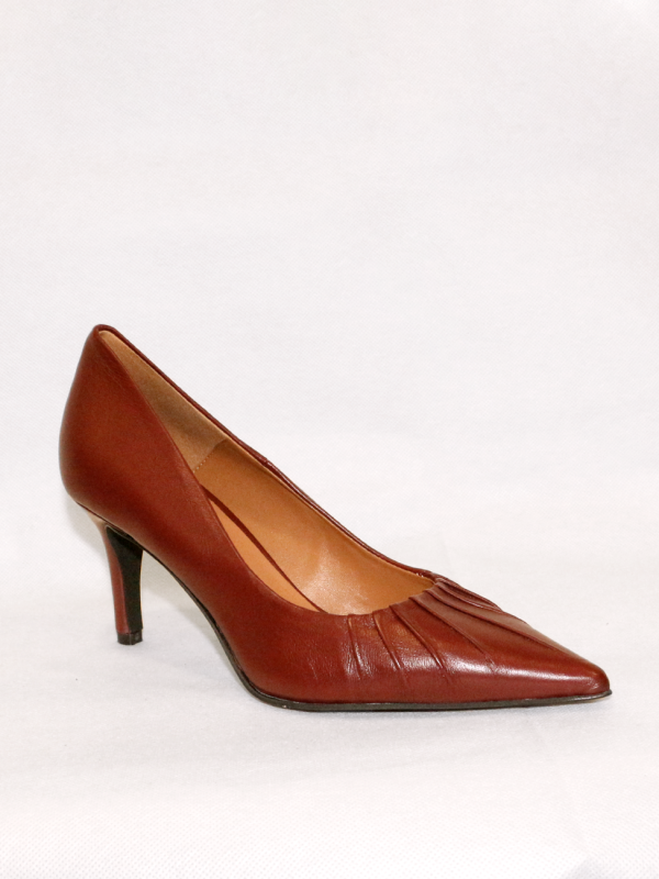 Decolleté in nappa bordeaux con plissé