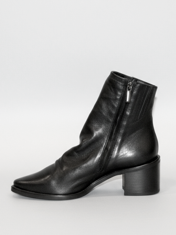 Tronchetto in vitello nero con zip interna - Prodotto_6